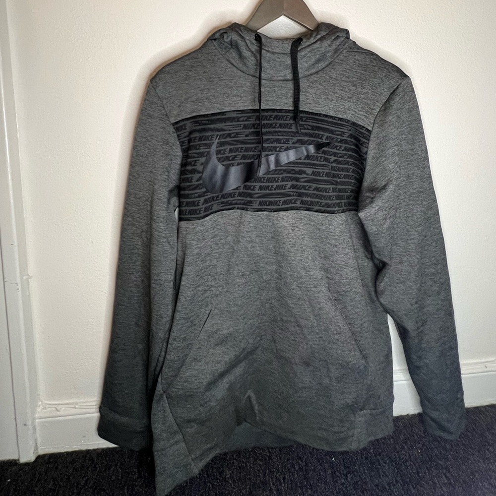 Nike Dri-Fit mens sweatshirt